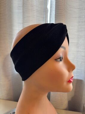 🖤 Classic Black Ribbed Turban Headwrap – Sleek, Simple, Stunning 🖤